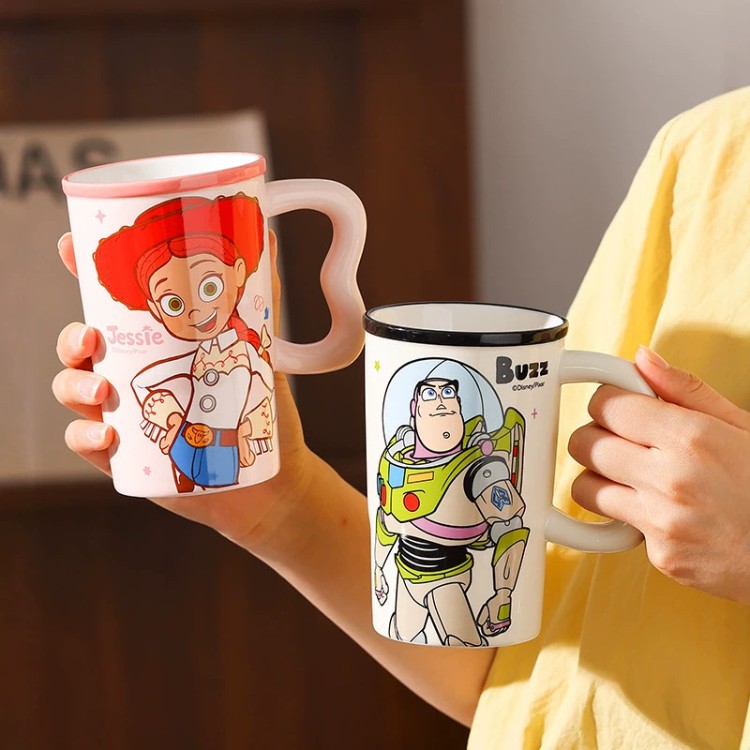Tazas de Toy Story de gran capacidad de tazas de cerámica nuevas caricaturas de alto valor de pareja tazas de agua de oficina