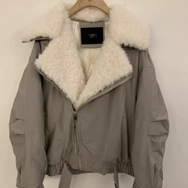 时尚休闲套装;女式T恤;女式衬衫