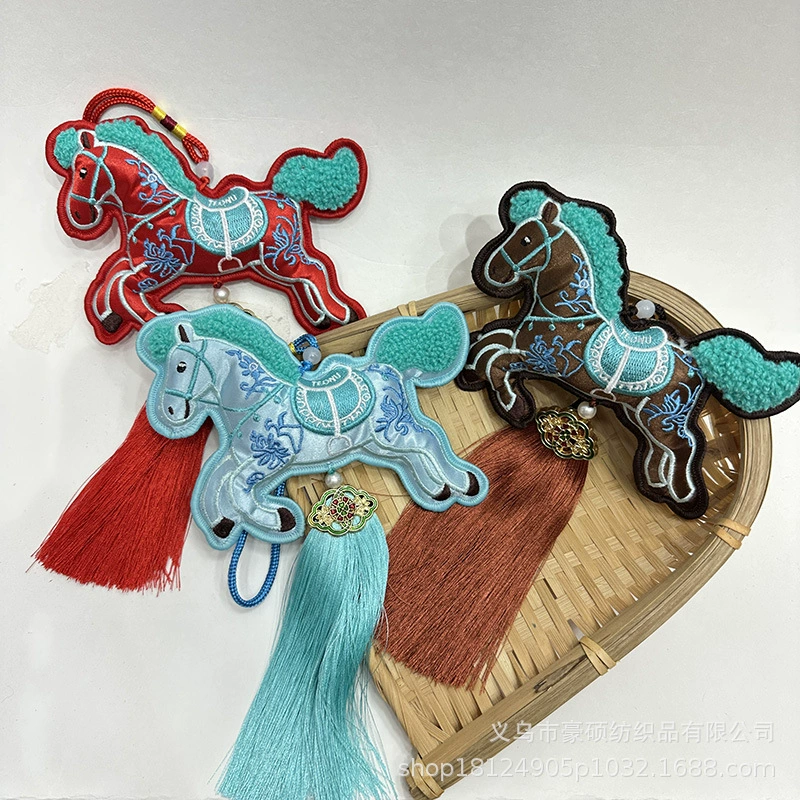 Новый 2026 sachet кисточка кулон зодиака лошадь ветвь погремушка кулон кисточка автомобильный кулон домашнее украшение