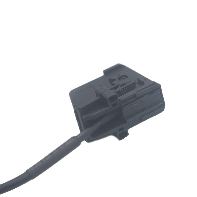 Suitable for Mercedes-Benz AUX line 18 PMercedesComand2.0AUX Bluetooth microphone audio wireless reception