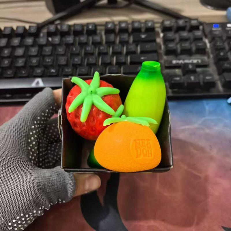Creative New Product: Realistic Strawberry, Banana, and Orange Fruit Combination Slow-Rebound Squeeze Toy for Stress Relief and Fun Food Play Creative New Product: Realistic Strawberry, Banana, and Orange Fruit Combination Slow-Rebound Squeeze Toy for Stress Relief and Fun Food Play