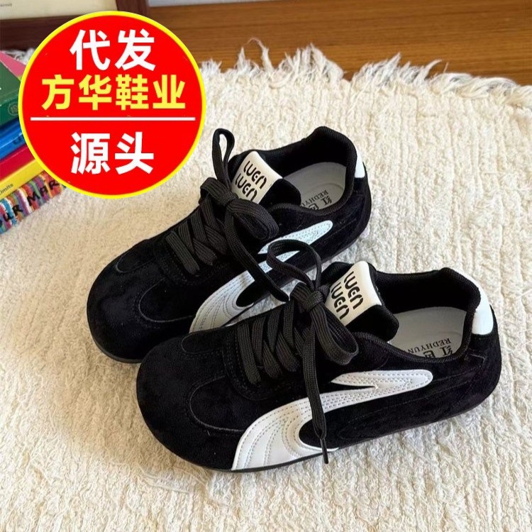 2026 verano nuevo color plano ligero de moda versátil estilo de explosión del campus zapatos de entrenamiento de estilo de mujer zapatillas deportivas de suela suave