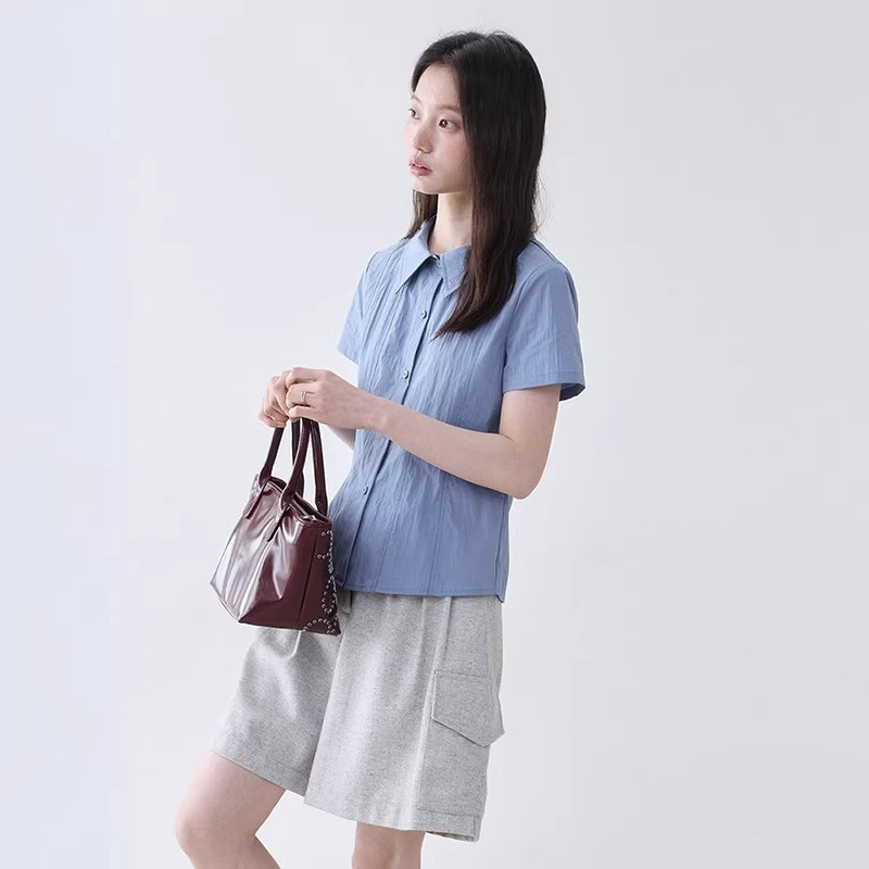 "Mustard Pie Vooe" Blue Polo Collar Waist-Cinching Slimming Shirt for Women, New Summer Style, Versatile Short-Sleeve Top for Work "Mustard Pie Vooe" Blue Polo Collar Waist-Cinching Slimming Shirt for Women, New Summer Style, Versatile Short-Sleeve Top for Work