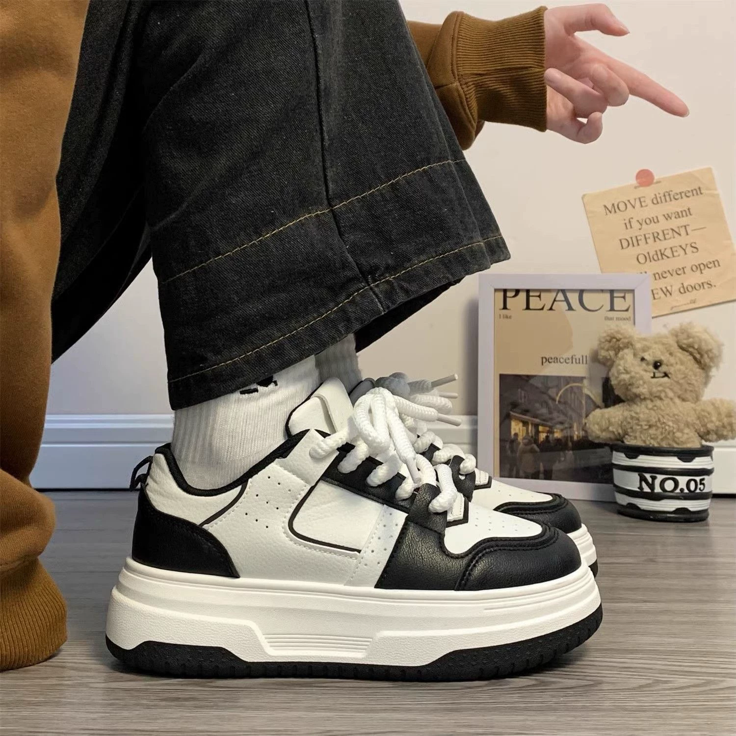 Туфли на толстой подошве Черно-белая панда маленькая белая обувь женщина 2024 весна и лето новый повседневный дикий кроссовки туфли на толстой подошве