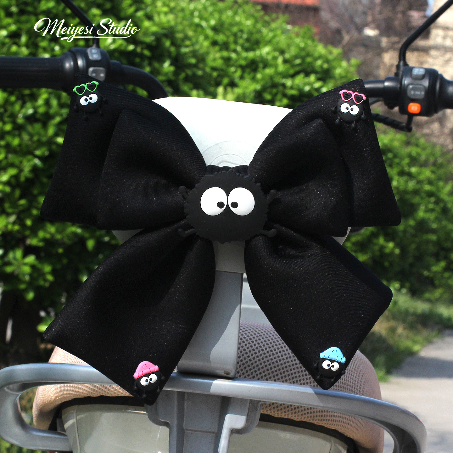 Nuevo 2026 coche eléctrico arco decoración accesorios pequeños accesorios de la batería de la cola de los accesorios adornos de la cola lindos