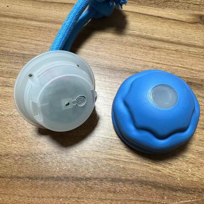 国境を越えた新しい充電式犬のおもちゃ、インテリジェントな犬の鳴き声ローリングボール、噛みつき防止および歯ぎしり防止の猫用ボール|undefined
