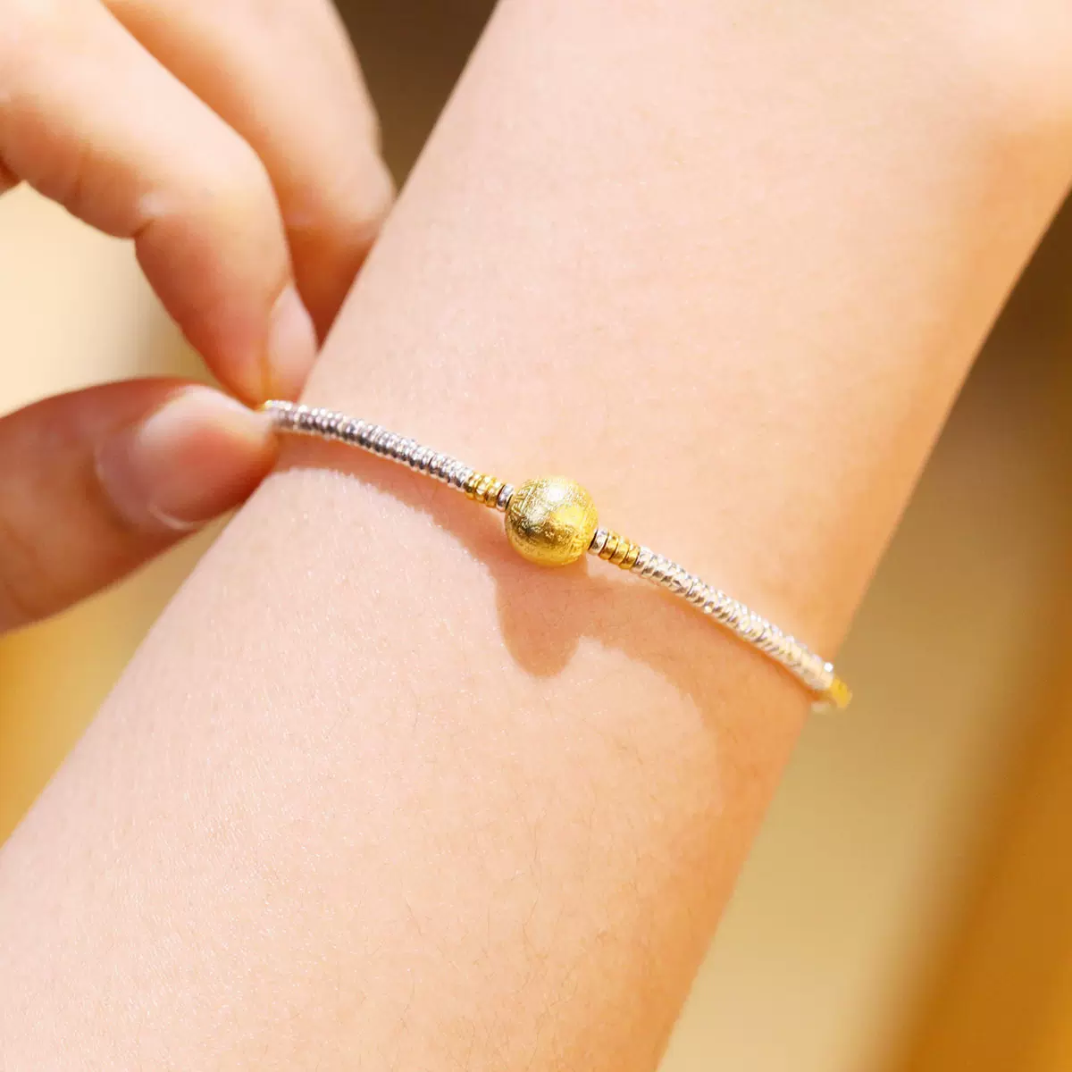 新款s925纯银手链女个性时尚设计银镀金心经圆珠银圈手饰百搭饰品