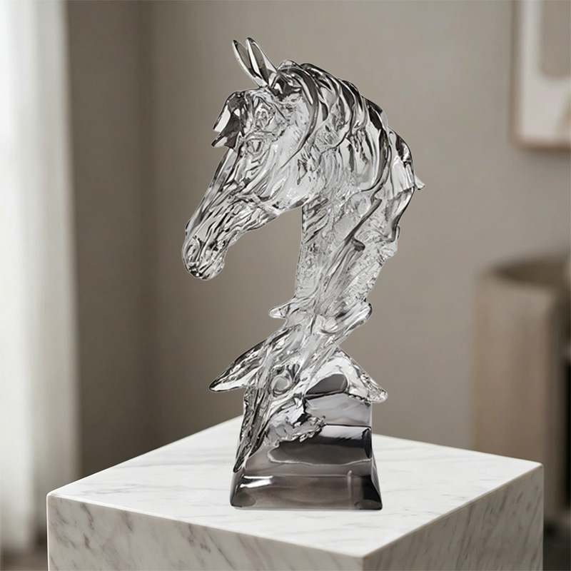 New Chinese-style transparent horse head ornament, high-end luxury sculpture for living room, entryway, TV cabinet, creative home decoration New Chinese-style transparent horse head ornament, high-end luxury sculpture for living room, entryway, TV cabinet, creative home decoration