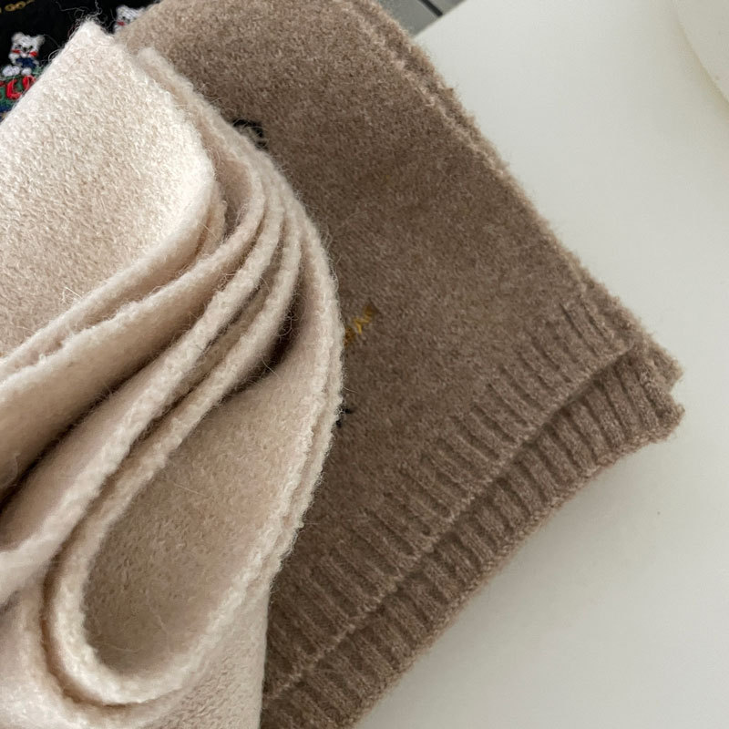 Sciarpa ricamata con tre piccoli orsetti ~ Dolce sciarpa in cashmere per il calore autunnale e invernale delle donne Coppia lavorata a maglia al collo_voghion.com