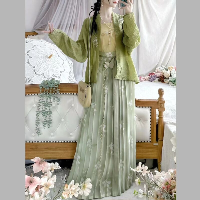 Peach Rain Collection【Qing Collection】Song Dynasty-Style Hanfu for Women with Airplane Sleeves, Song Pants, Pleated Skirt with Suspenders, Improved for Everyday Wear in Spring and Summer Peach Rain Collection【Qing Collection】Song Dynasty-Style Hanfu for Women with Airplane Sleeves, Song Pants, Pleated Skirt with Suspenders, Improved for Everyday Wear in Spring and Summer