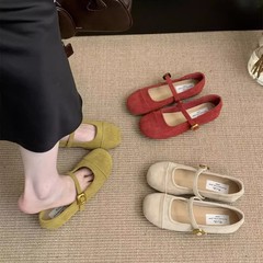 浅口の赤い靴の女性の春秋の新型のフランス式の復古の優しさのアンドロメダのスエードのメアリー珍の靴の平底の豆の靴
