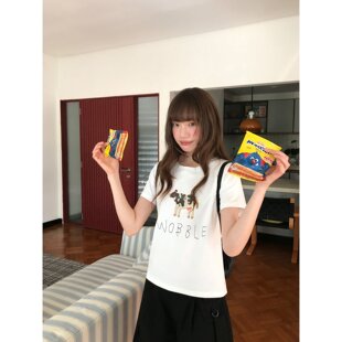 ��ţ��ĸ�D������T��Ů�ļ����A��С�����OӋ�����e����