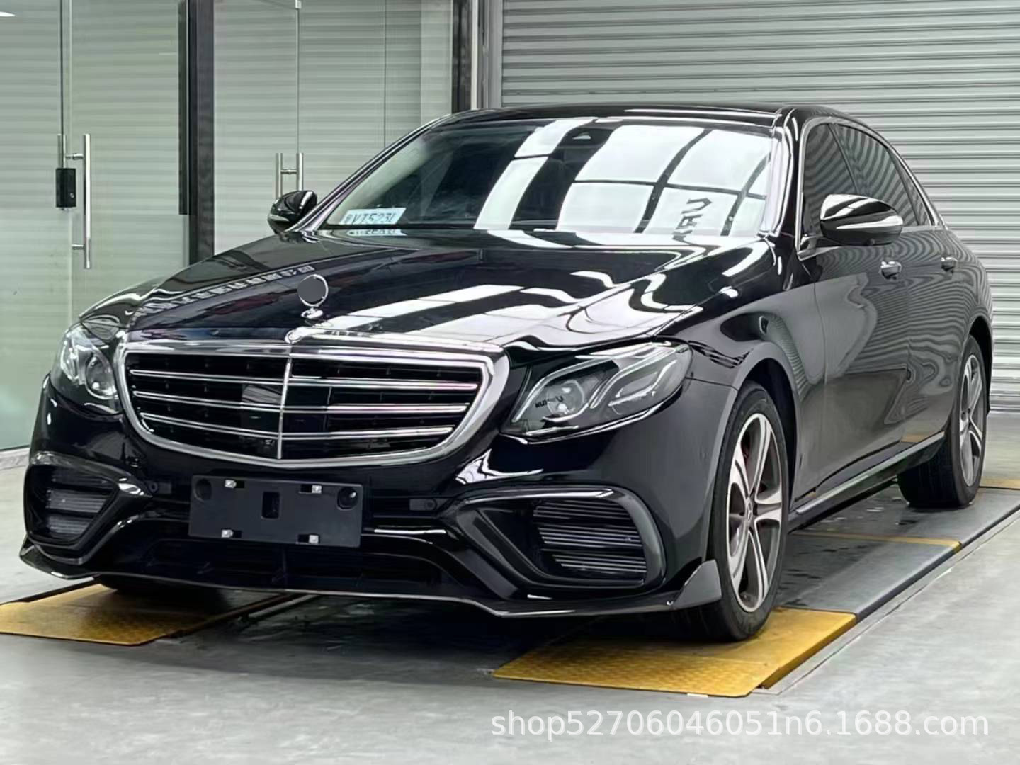 Suitable for 16-20 Mercedes-Benz E-Class W213 Early Model Standard Modification Standard E63Amg Front Bumper Grille Surround