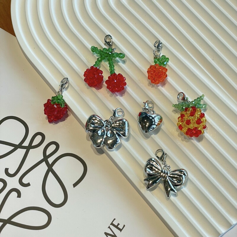 New Fashion Trend Small Rice Beads Cherry Shoes Flower Bow Shoe Buckle Hanging Strawberry Pendant Shoe Accessories Accessories