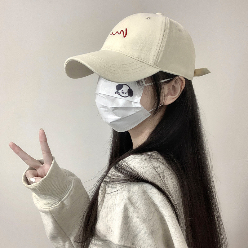 黒い野球帽の女性2025の新型は頭を大きくして顔を大きくします。|undefined