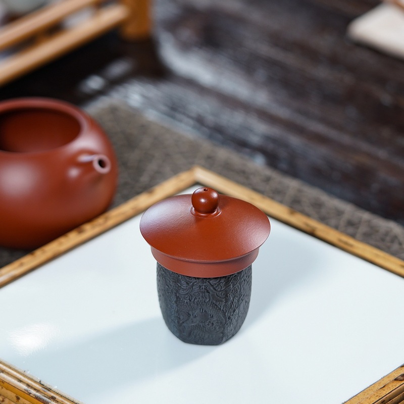紫砂蓋は竜鳳金のヒキガエルを置きます。|undefined