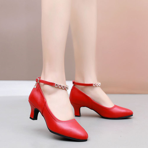 Black leather Latin dancing shoes female red  soft bottom with outdoor show fashionable ballroom waltz tango foxtrot smooth dance shoes for woman