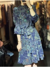茶歇法式蓝色碎花连衣裙女2024新款春季小个子气质设计感显瘦中裙