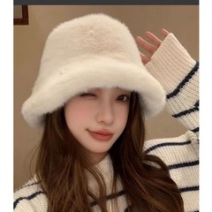 ファッションのぬいぐるみの帽子の子供の秋冬の新型の大きい頭は韓国版を囲みます。