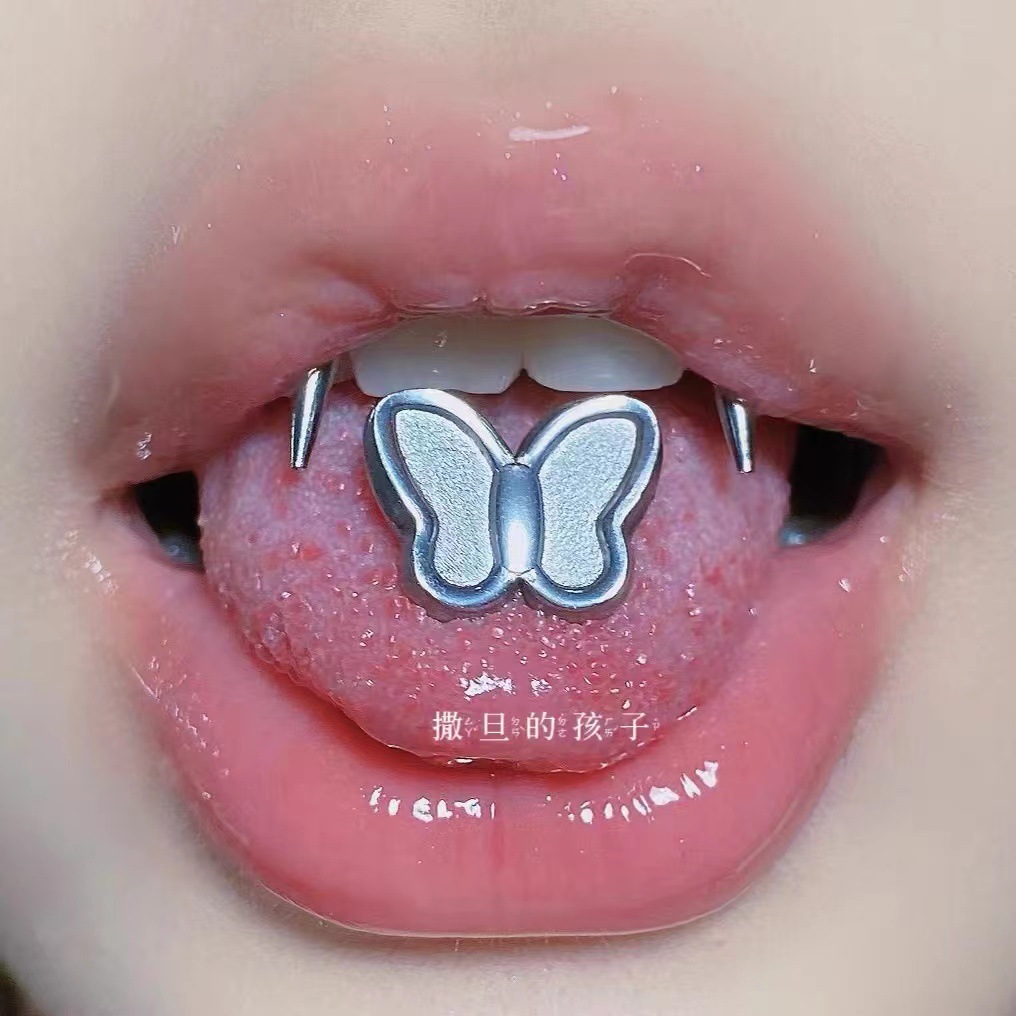 Pointed labret stud close-up product detail