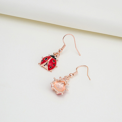 National style new product hot sale four seasons insect style seven-star ladybug earrings ear hook pendant jewelry wholesale