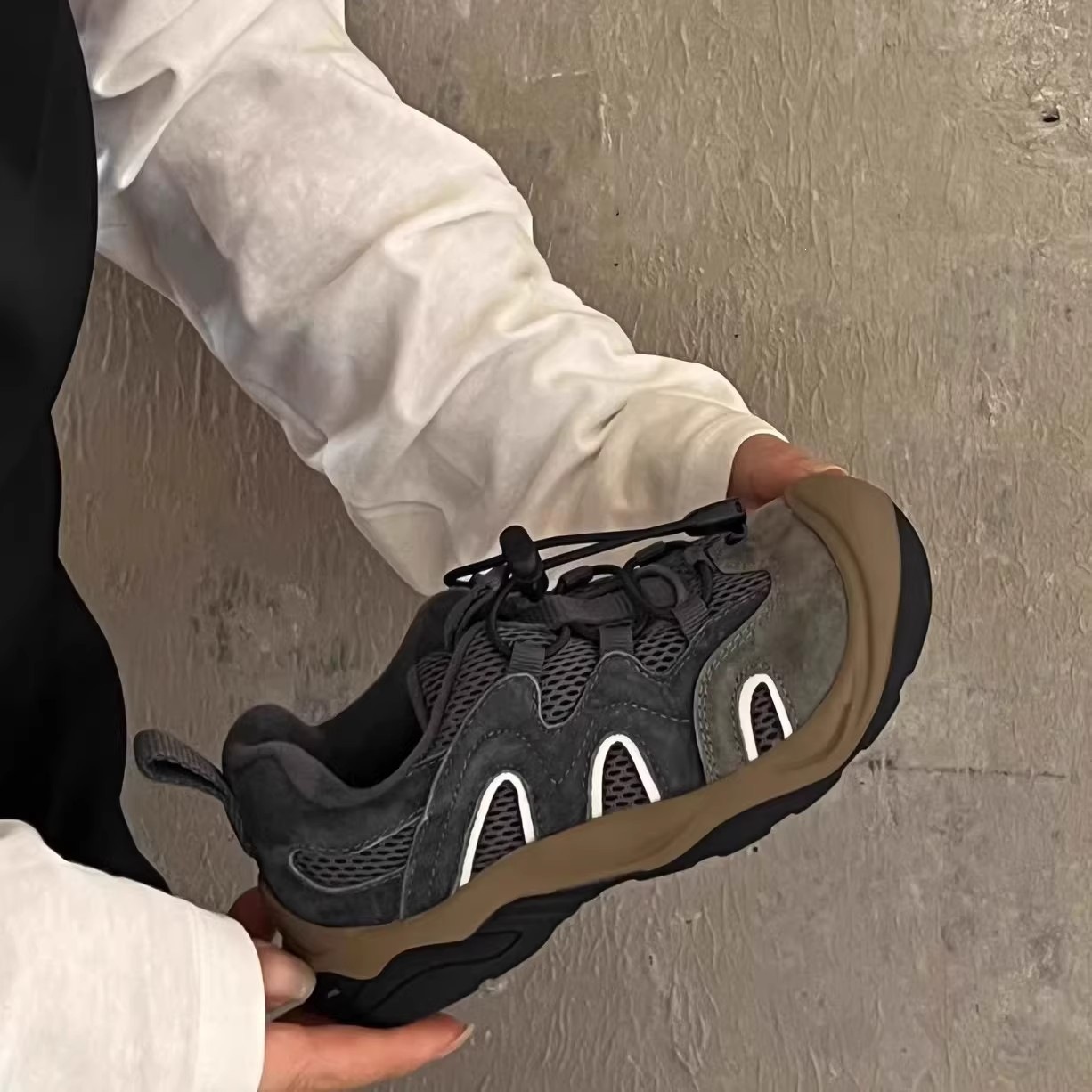 Neue Kinder-Outdoor-Freizeitschuhe für Jungen und Mädchen im Retro-Stil mit Used-Look, Forrest Gump-Motiven_voghion.com