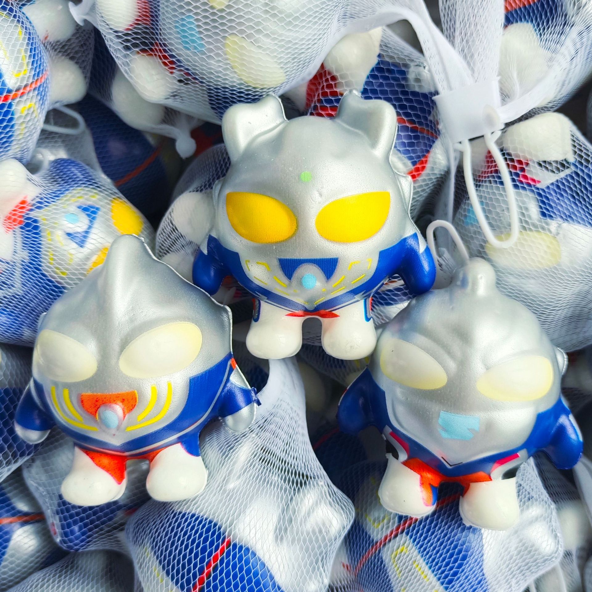 울트라맨 8cm 믹스헤어 [메쉬백]