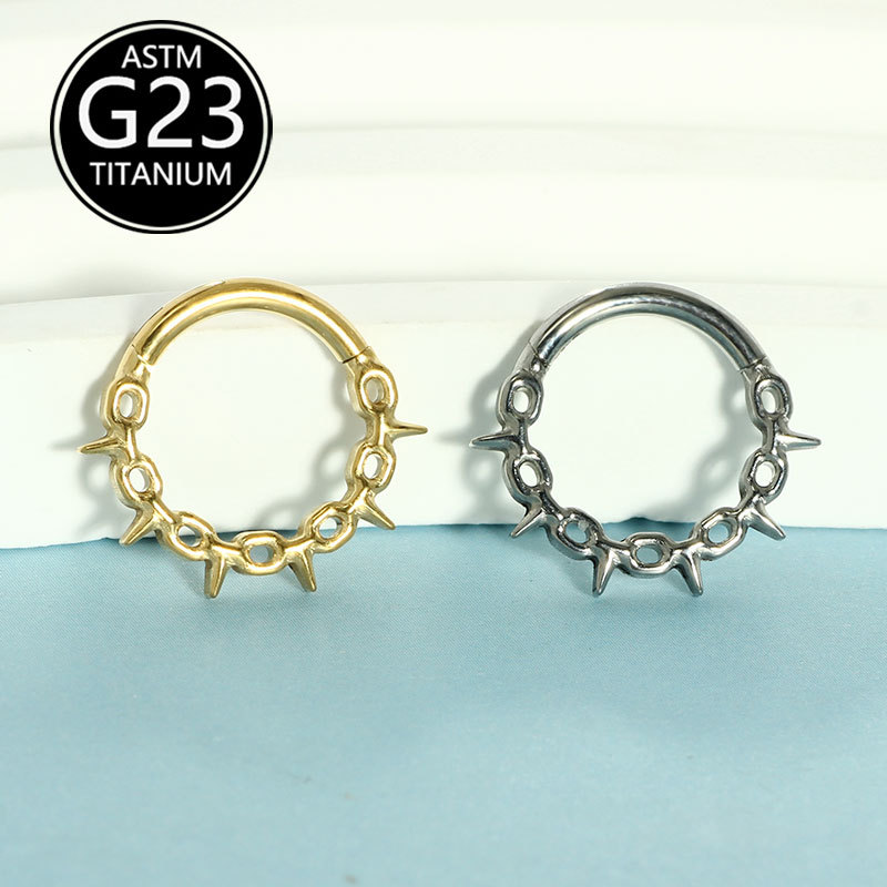 16G labret stud size and finish detail