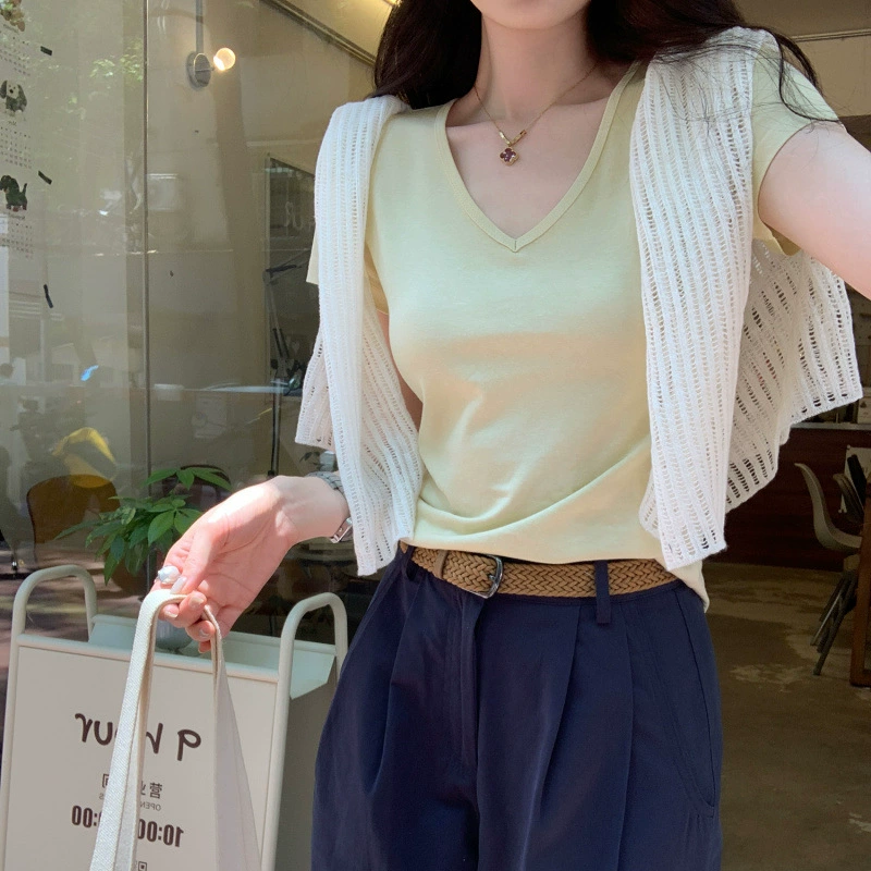 Рекордный снимок Lycel Tian Level Vintage цвет карри V-образный вырез плеча с коротким рукавом футболка женский 2025 летний новый красивый топ