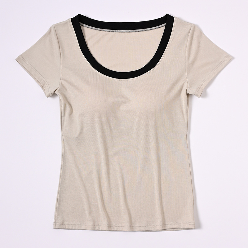 Light coffee with black collar