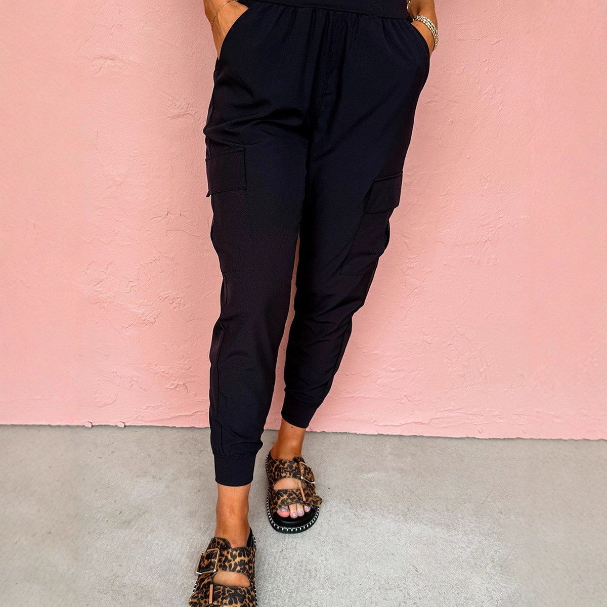 独立站跨境热卖夏季新款纯色高腰小脚裤女欧美简约风多口袋休闲裤