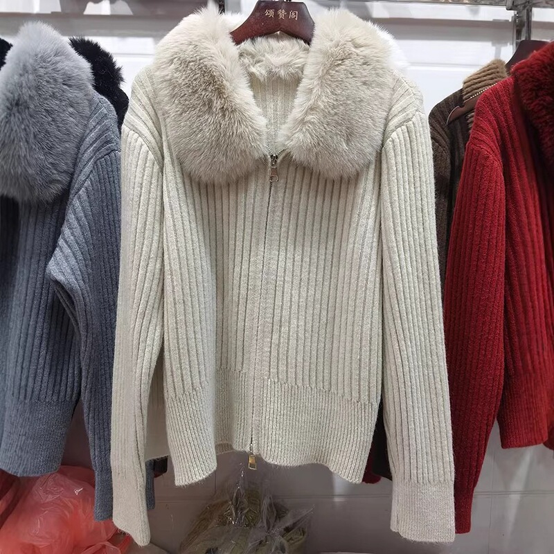 Cross-border thickened oversized fur collar knitted sweater coat for women, new winter style, unique and stylish short cardigan top