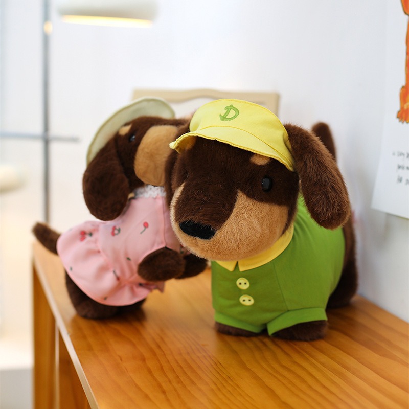 Muñeco de Peluche Perro Salchicha con Ropa de Abeja image 4