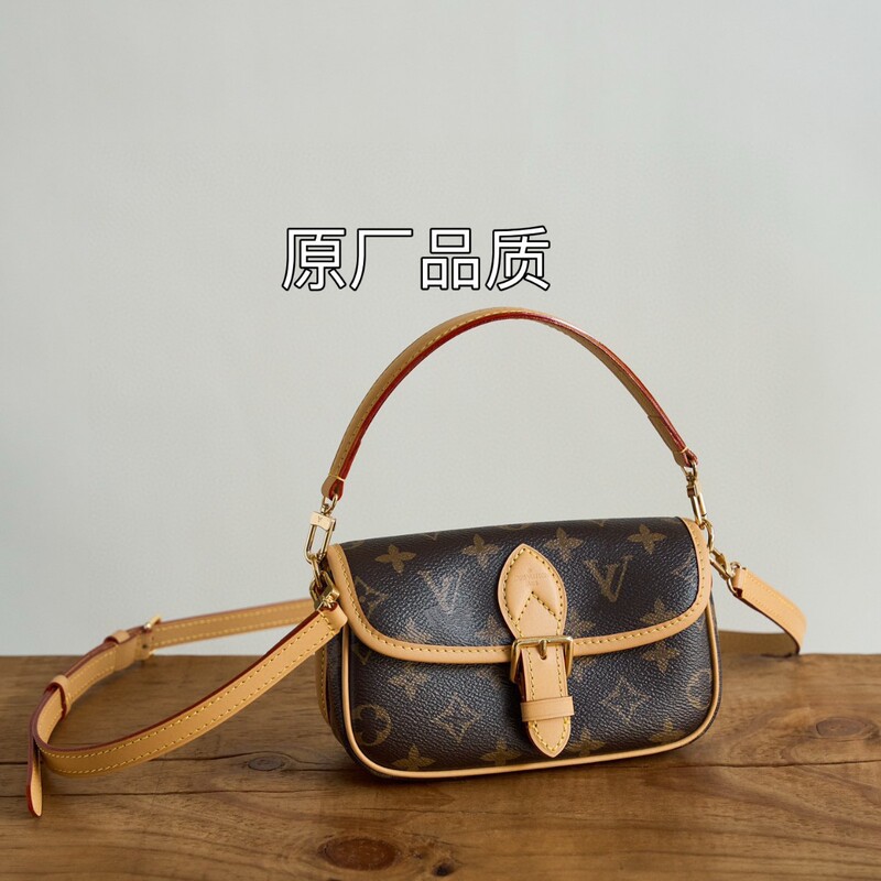 Donkey Family French Stick Bag small size Classic Old Flower Crossbody Bag High-end Sense Casual Fashionable Women's Bag Popular Lv Bag