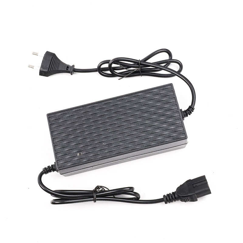 Scooter, charger