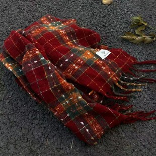 Little Red Book Berry Star Scarf Winter Women's New Vintage Contrast Color High Color Value Plaid Autumn and Winter Warm Windproof
