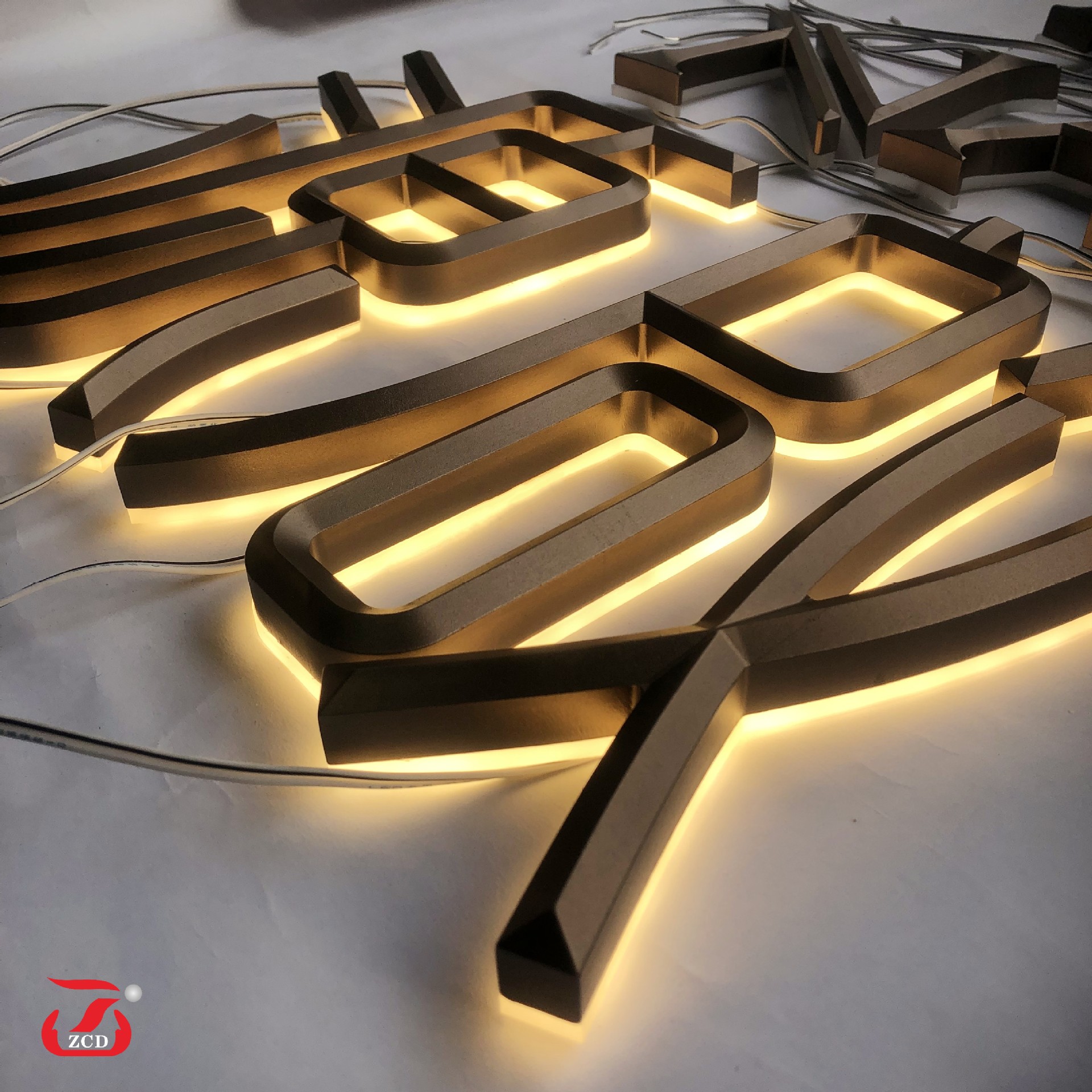 三维立体字3D不锈钢字雕刻铜字铝字古铜三维字鸡心字背发光字母