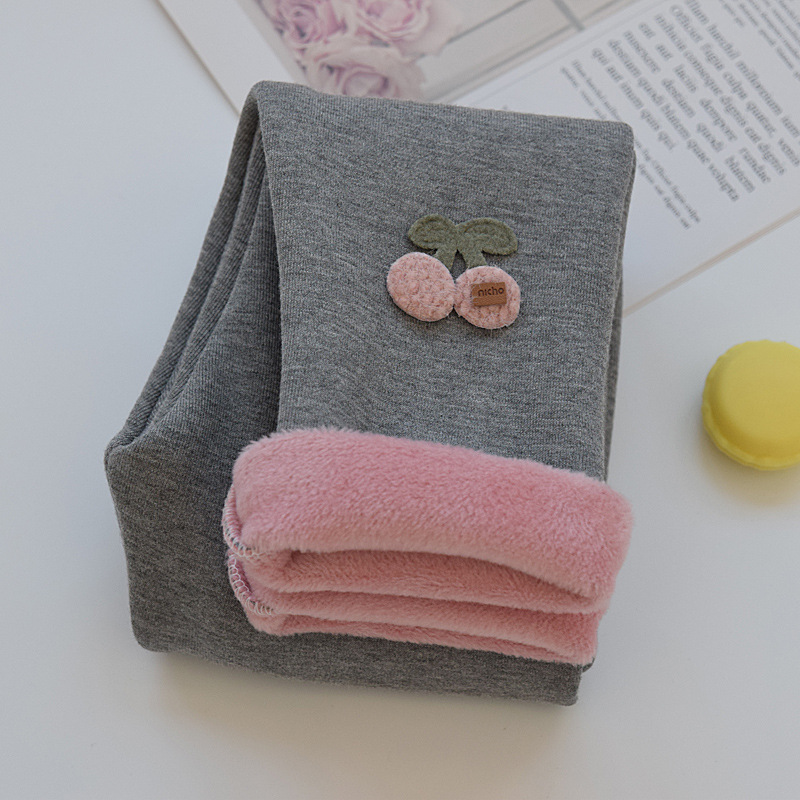 Polainas de las niñas forradas de lana engrosada primavera y otoño desgaste exterior 2022 invierno Nuevo bebé cálido pantalones de algodón pantalones de estilo occidental de los niños