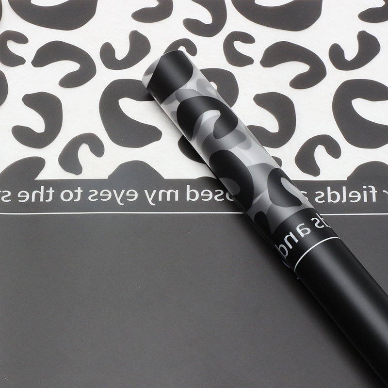 Huaxi Leopard Leopard Papel de embalaje de flores Fábrica al por mayor Papel mate impermeable Diy floristería Papel de embalaje de ramo floral