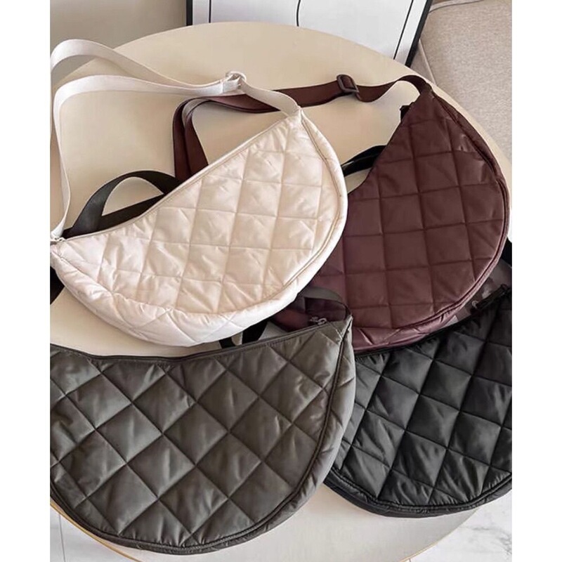 Casual Solid Color Bag 2026 New Model Diamond Pattern Crossbody Bag Large Capacity Women's Dumpling Nylon Bag Fashionable Single Shoulder Lightweight Bag c3
