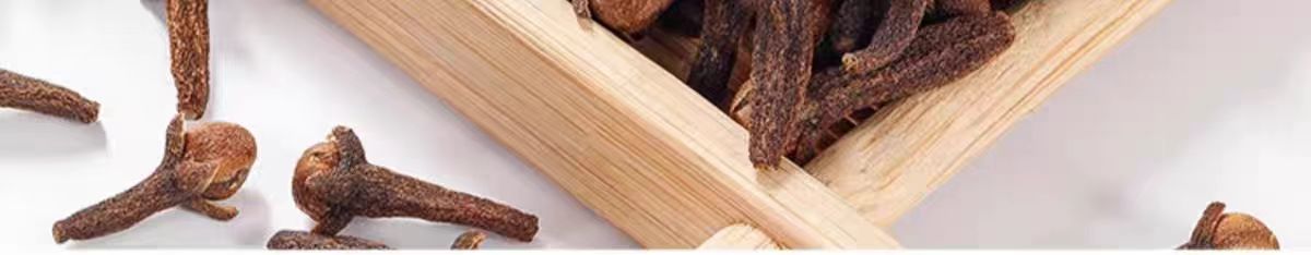 Gong Ding Xiang (Clove Bud, Syzygium aromaticum) — Dried Food-Herb Spice, 500g in use
