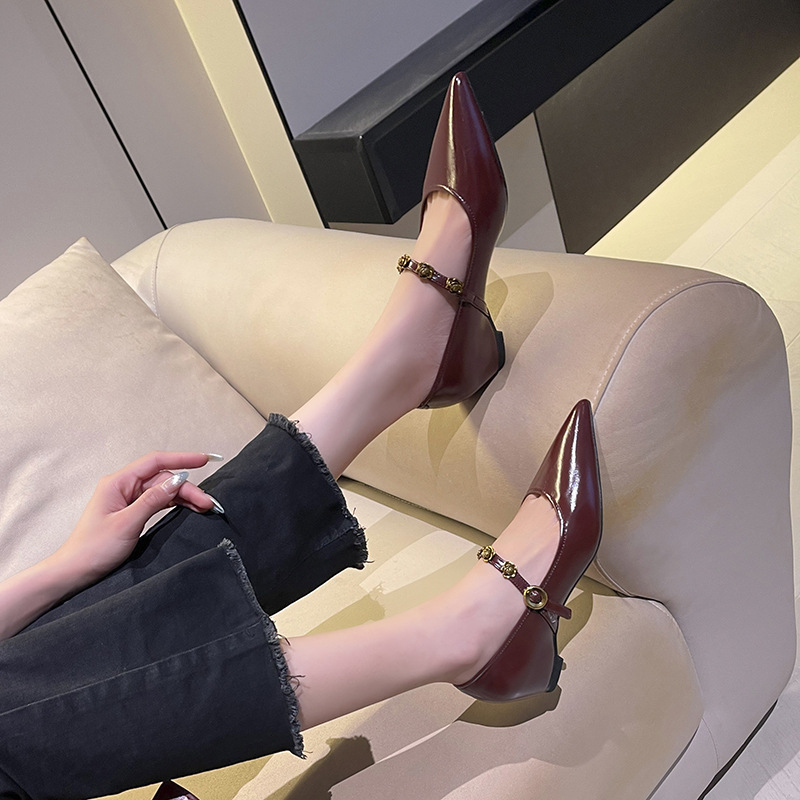 6318-20 フレンチレトロな気質の女性用インナー身長増加靴、ウェッジヒールとポインテッドトゥの小さな革靴、多用途の柔らかい革|undefined