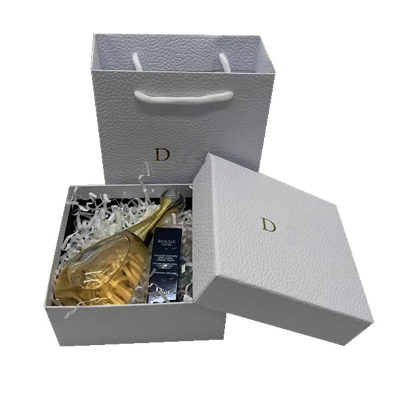 品牌迪天地盖香水盒口红盒香水袋口红袋唇膏盒护肤品包装现货批发