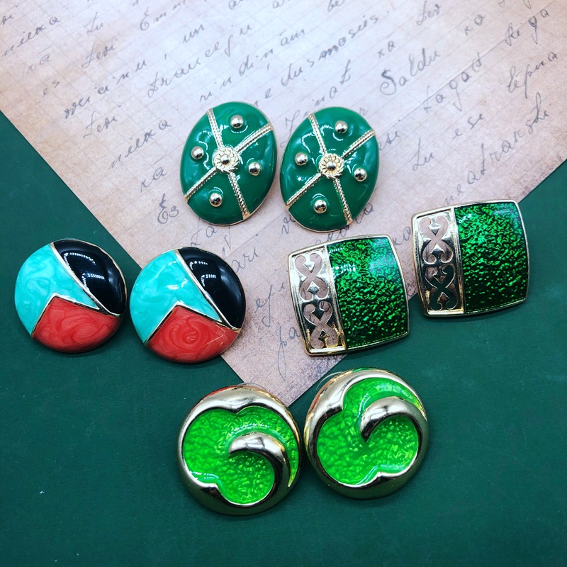 8g Weight No Inlaid Inlay Material Earrings, Ear Studs Classification Wedding, Travel Occasion Star Pattern Women'S Gender Fashion Style Green, Silver Color Retro Emerald Green Drip Glaze Alloy Earrings 1