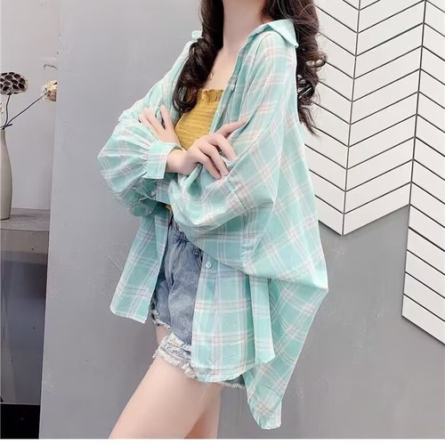 2026 summer new chiffon sunscreen plaid shirt, women's long-sleeved Korean style loose medium and long thin coat