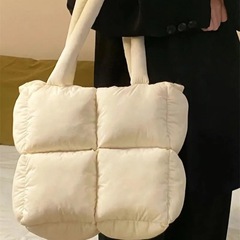 高級菱形ソフト綿充填大容量トートバッグ女性用 2025 秋冬新作多用途脇の下ショルダーバッグ