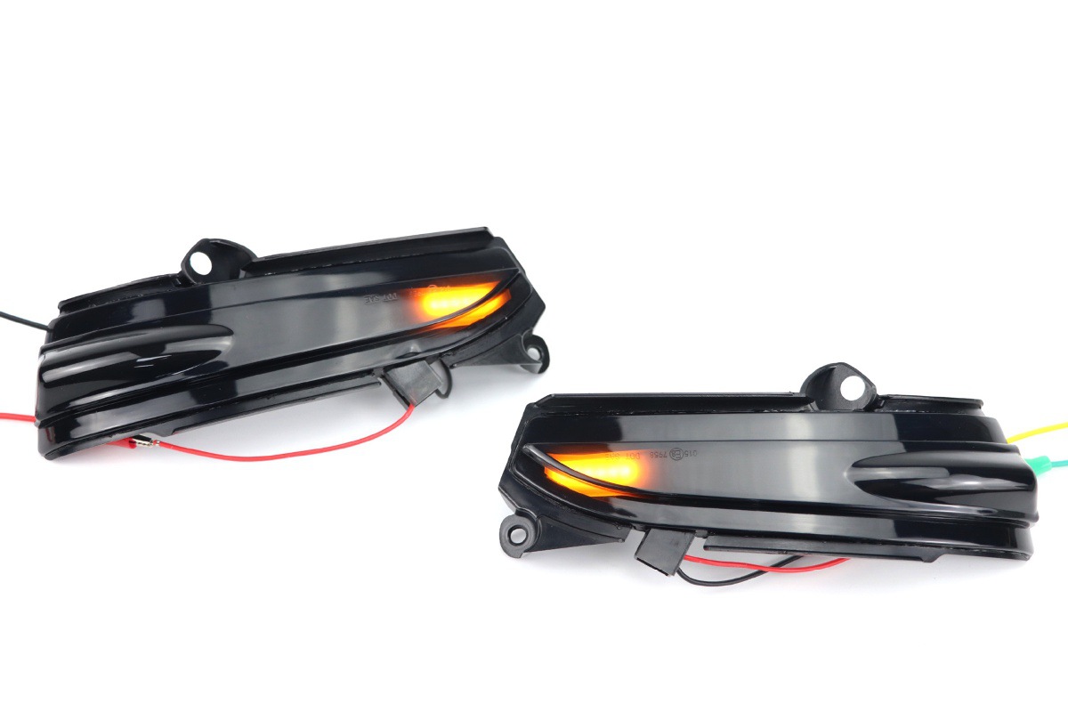 Dynamic Turn Signal LED Rearview Mirror Light for Ford Mondeo 13-20