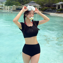 �߼����¿���Ů���s�Ȼ�������ڶ��@��С�غ��u�ȼ��ݜ�ȪӾ��Ů