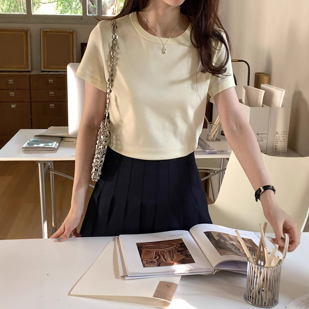 Short Round Neck T-Shirt for Women Spring/Summer 2026 Guangzhou Shisanxing New Korean Style Solid Color Simple Versatile Short-Sleeve Top