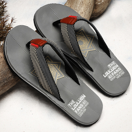 New beach flip-flops for men in summer, non-slip flip-flops, casual flip-flops for outer wear, trendy thick-soled men's slippers wholesale